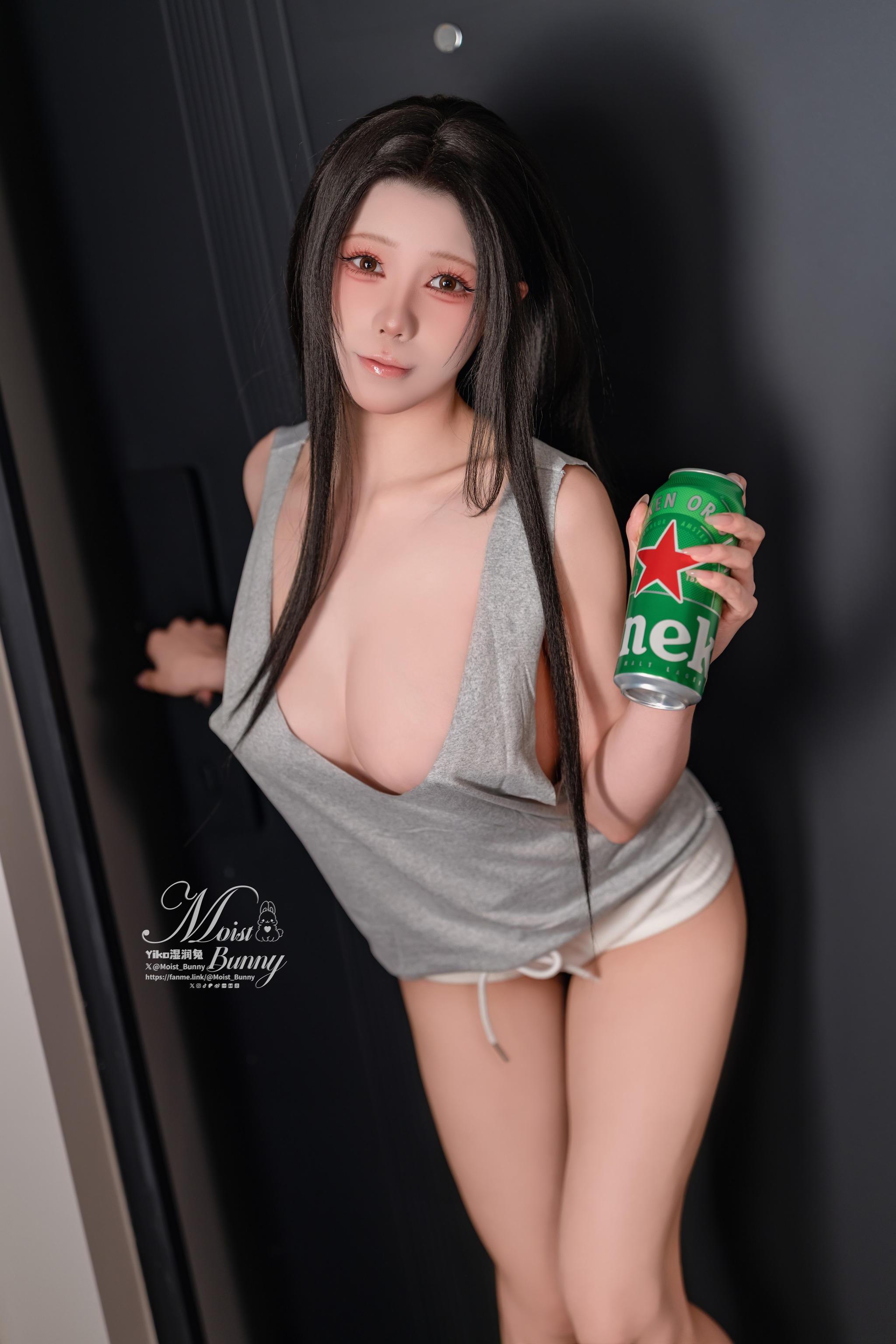 咬一口兔娘 - NO.260 (Yiko湿润兔) 2025年12月订阅 小酌怡情[128P3V]-XikXak